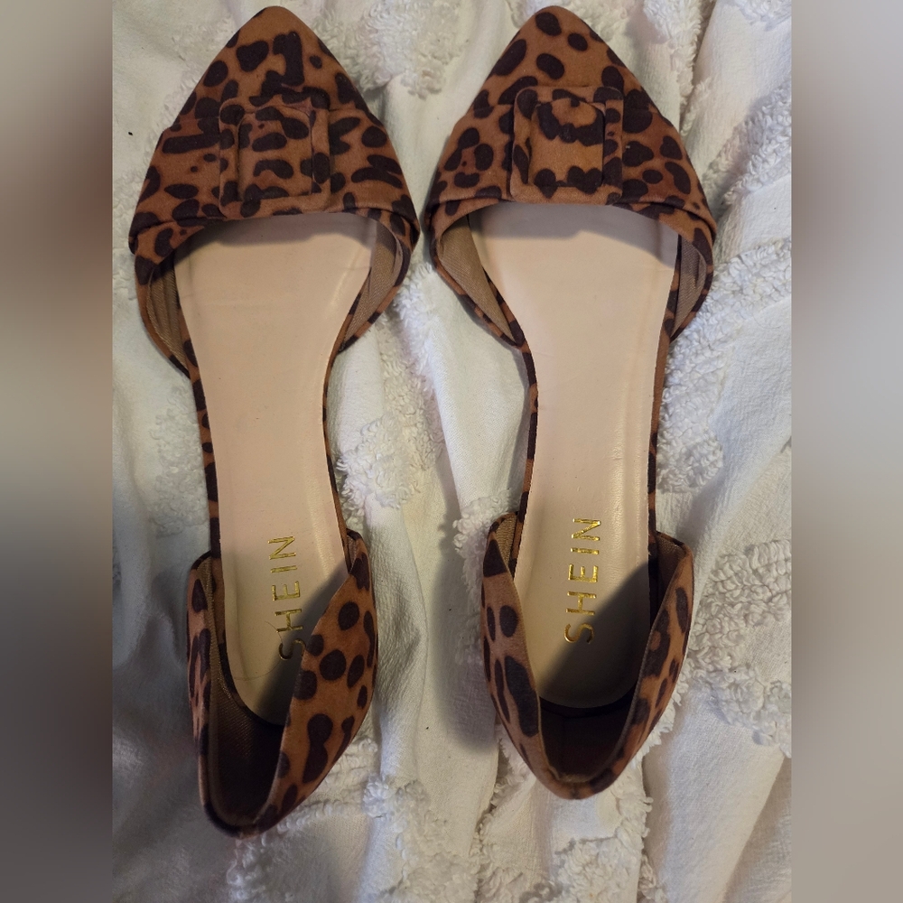SHEIN Brown Leopard Print Women's Shoes